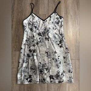 Secret Treasures Grunge silky slip dress